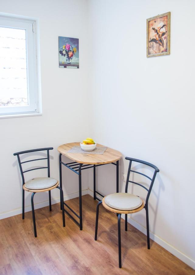 モスタルCozy Corner Near Old Townアパートメント エクステリア 写真
